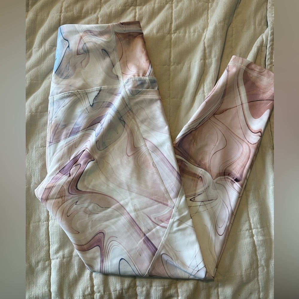 Pretty workout leggings